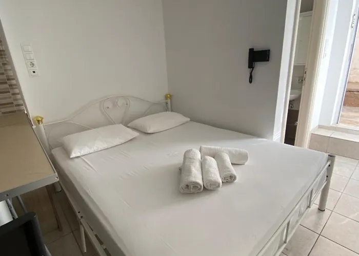 Loutraki Studio Апартаменты